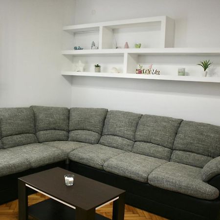 Apartments Antea Трогир Екстериор снимка