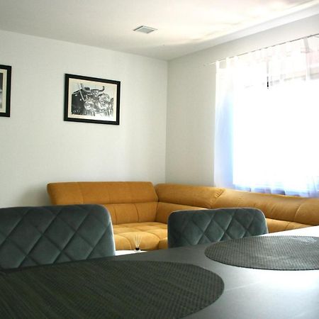 Apartments Antea Трогир Екстериор снимка