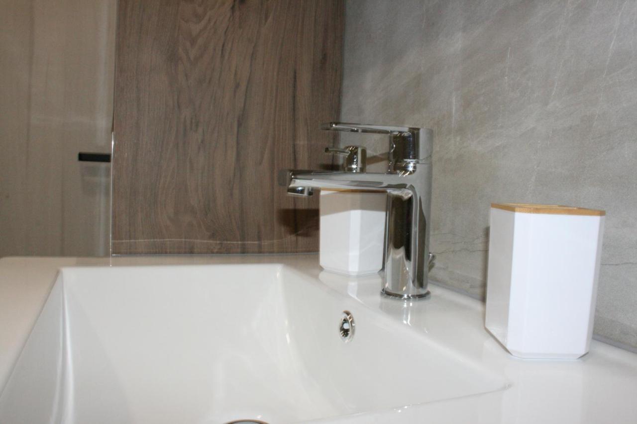 Apartments Antea Трогир Екстериор снимка