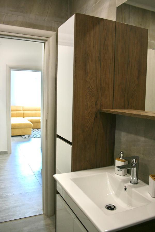 Apartments Antea Трогир Екстериор снимка