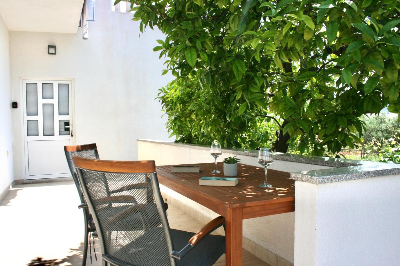 Apartments Antea Трогир Екстериор снимка