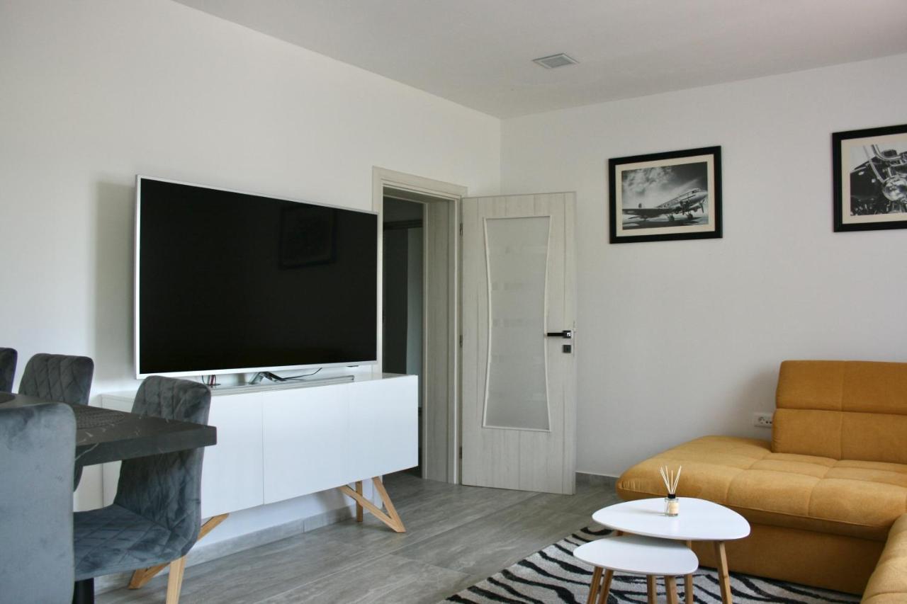 Apartments Antea Трогир Екстериор снимка